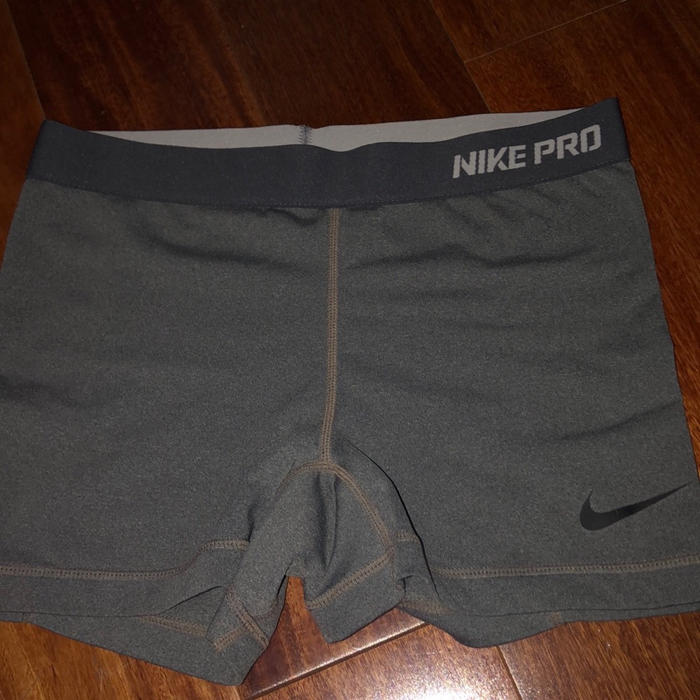 Grey Nike Pro
